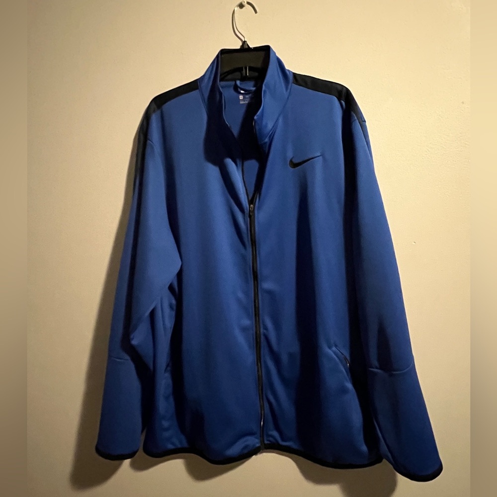 Nike Men's Blue Jacket